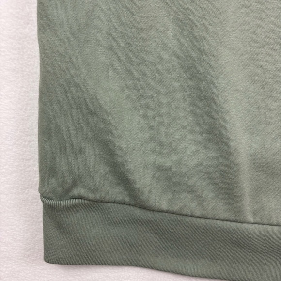 Gap Sage Green Soft Eyelet Crew Neck 
Long Sleeve Crop Sweatshirt Size L Petite - Picture 10 of 12